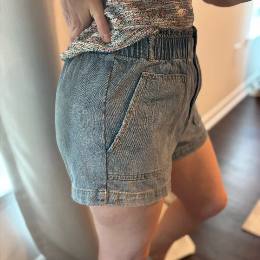 Mustard Seed Elastic Waist High Rise Denim Shorts Women's Medium Blue Distressed - Picture 7 of 16